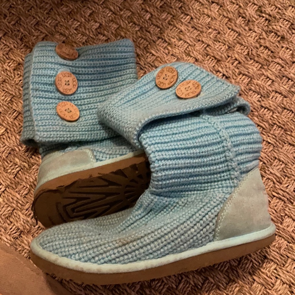 Blue ugg knit boots